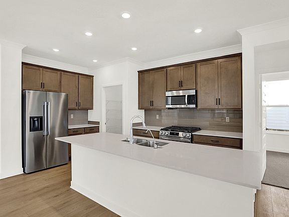 Easton Homesite 103 Kitchen 2