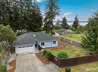 564 Bush Point Rd, Freeland, WA 98249