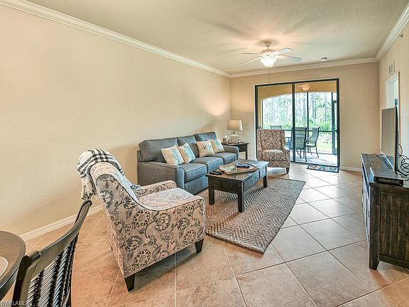 5th image of 9715 Acqua Ct Unit 114