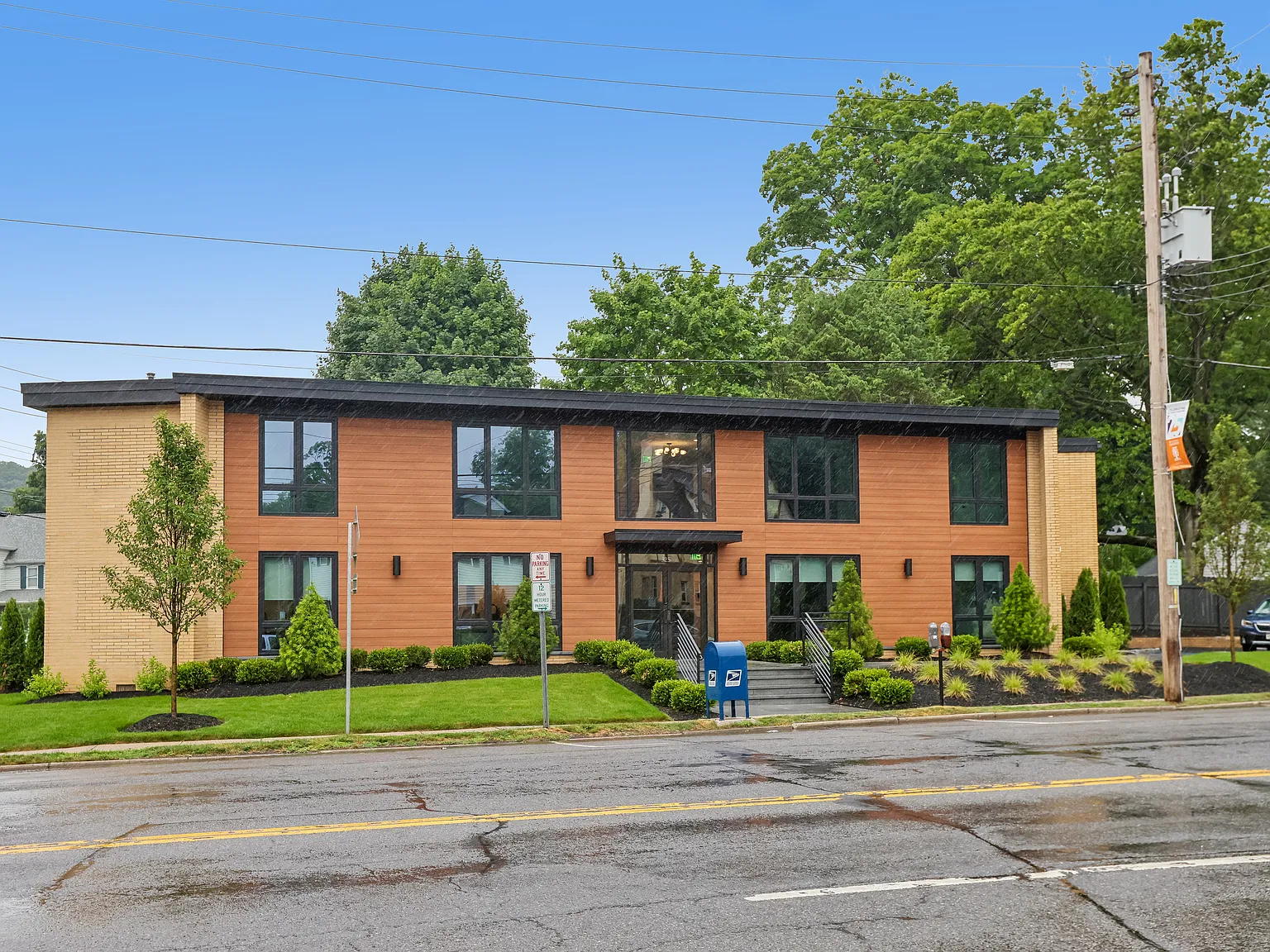 2 bed, 910 sqft, $5,200 — Photo 3