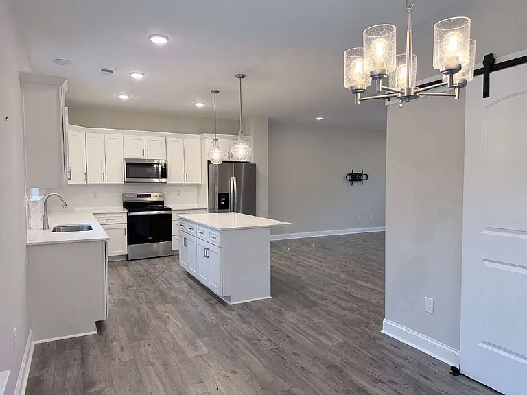 57 Walnut Springs Dr — Photo 8
