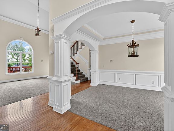 4th image of 148 Chapel Ridge Dr