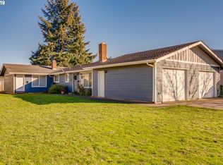 1593 James St, Woodburn, OR 97071