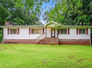 160 Swan Lake Dr, Stockbridge, GA 30281