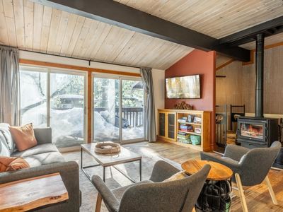 2290 Sierra Nevada Rd APT 43, Mammoth Lakes, CA, 93546