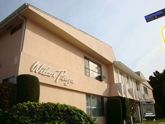 2nd image of 959 Wilcox Ave