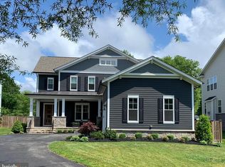 8721 Plymouth Rd, Alexandria, VA 22308