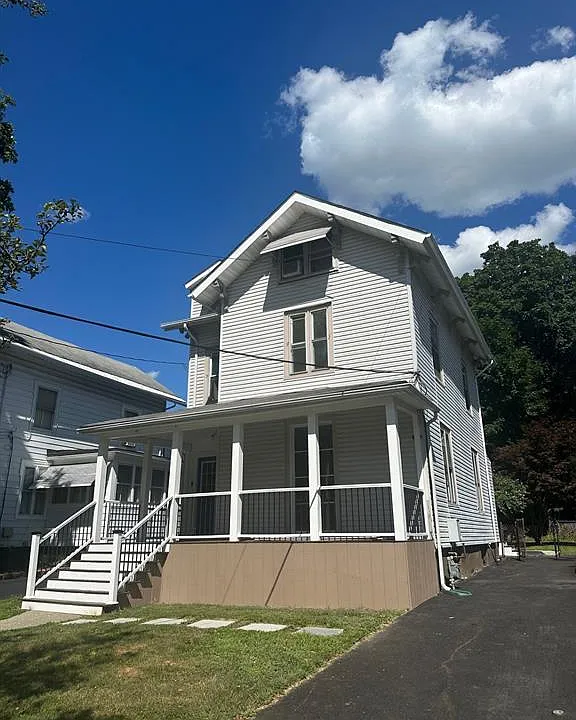 81 Carroll St