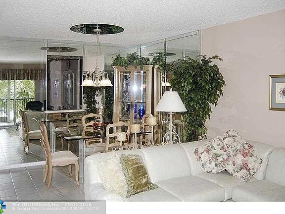 3rd image of 2212 S Cypress Bend Dr APT 208