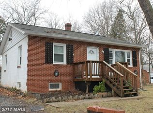 8516 Thomas Dr, Manassas, VA 20110