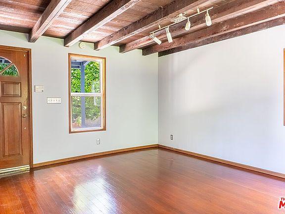 5th image of 1537 1/2 Maltman Ave