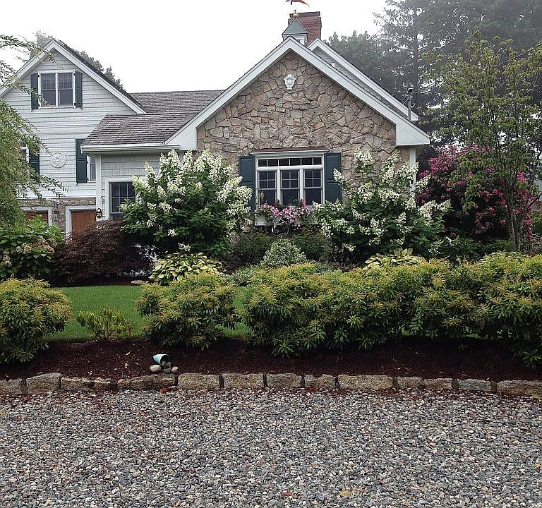 Nantucket shingle style