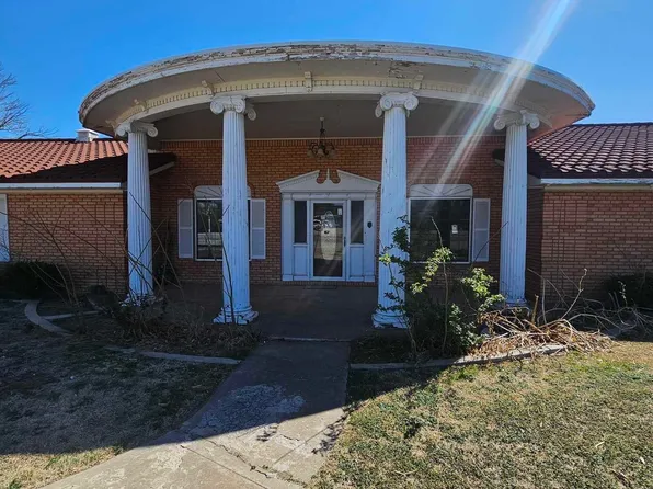 1425 E 21st St, Clovis, NM 88101