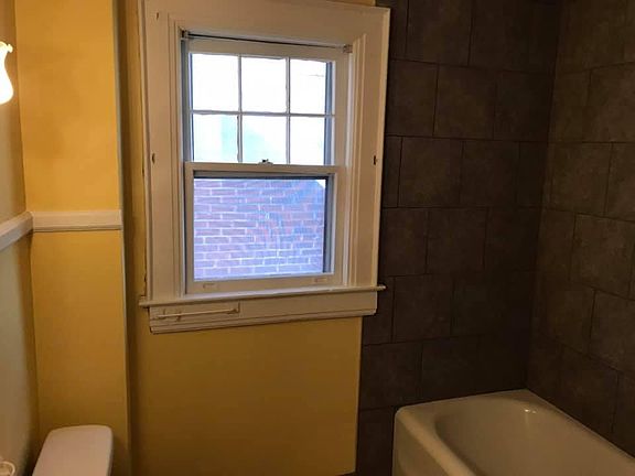 4th image of 1616 McClung St #2