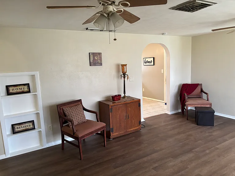 5324 16th St W — Photo 3