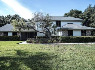 2214 High Point Dr, Brandon, FL 33511