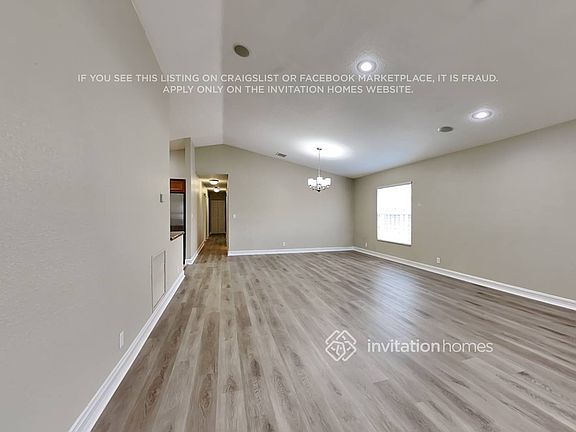 4th image of 211 NE 24th Ave