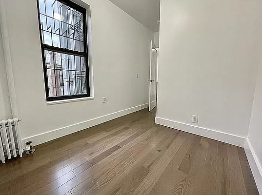 5th image of 74-80 Madison St #13