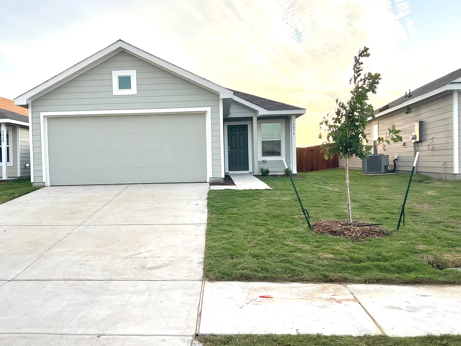 5836 Timber Point Dr — Photo 3