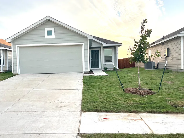5836 Timber Point Dr — Photo 3