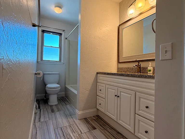 292 Washington St #2 — Photo 12