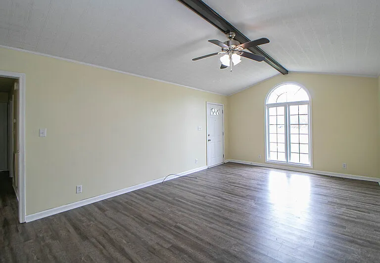 329 Northridge Dr — Photo 4