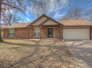 504 S 29th St, Broken Arrow, OK 74014