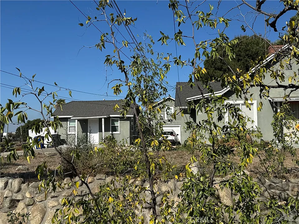 359 Drake Ave