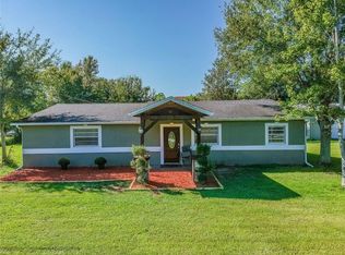 17402 Darby Ln, Lutz, FL 33558