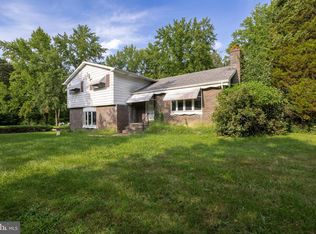 810 S Academy St, Glassboro, NJ 08028