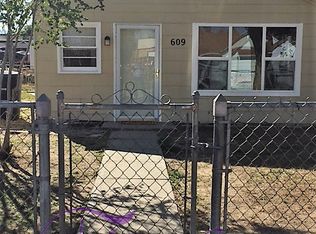 609 Morgan Ave, Mills, WY 82644