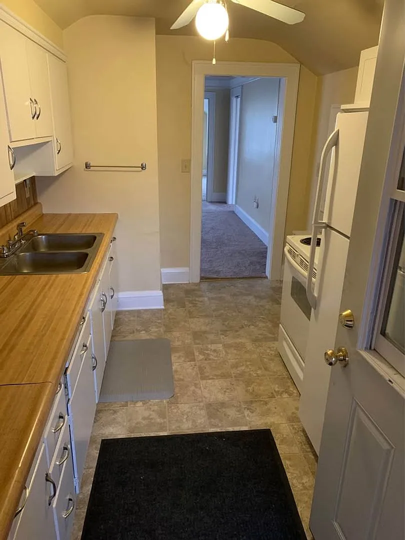 Apartment for Rent! — Photo 1