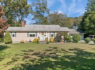 1022 Hayden Ave, Tiverton, RI 02878