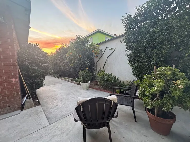1646 S Centinela Ave — Photo 6