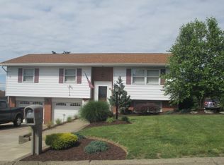 39 Mozart Mdws, Wheeling, WV 26003
