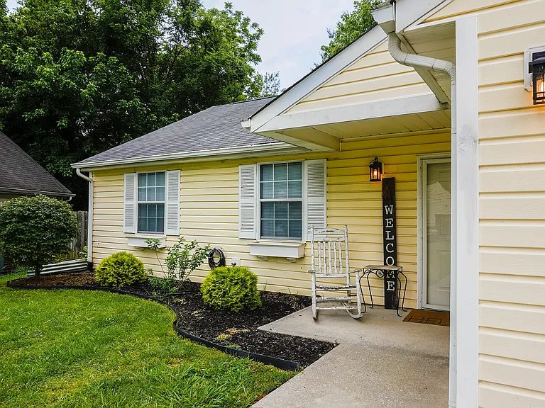 2317 Tori Rd — Photo 2