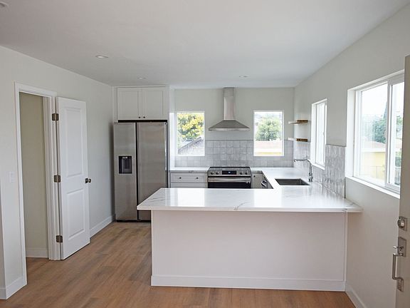 3rd image of 3643 Logan Ave #3647