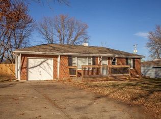 1514 SW 1st St, Lees Summit, MO 64081