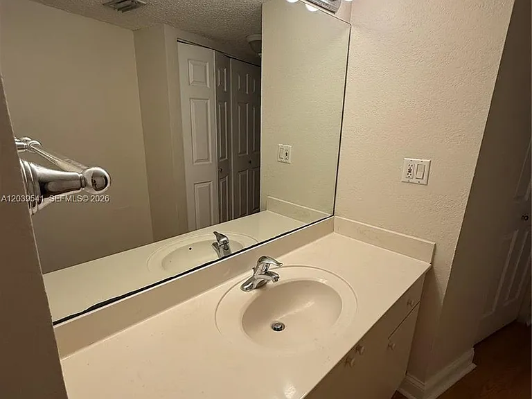 4205 N University Dr #309 — Photo 14