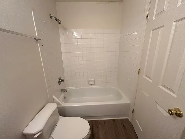529 Ellison Ct — Photo 11