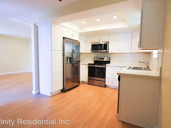 5th image of 33851 Copper Lantern St APT A