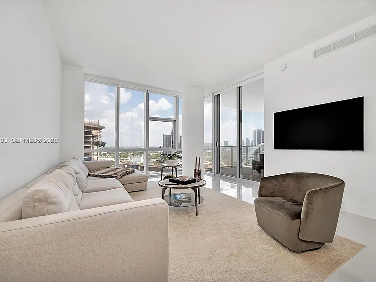 851 NE 1st Ave #1701 — Photo 5