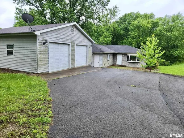 14105 N Tolle Ln, Mount Vernon, IL 62864