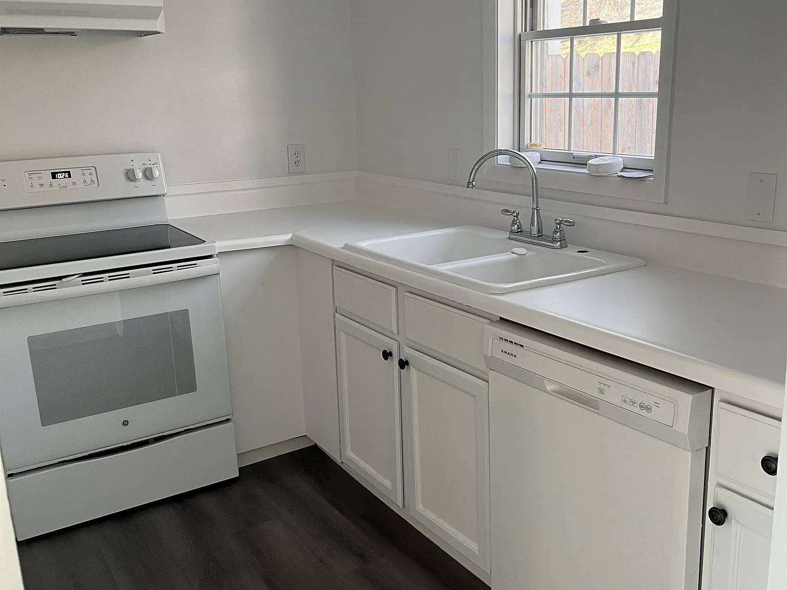 10 West Main Street - 1 — Photo 3