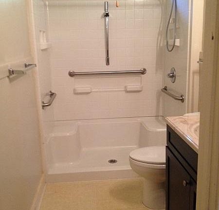 5th image of 107A Medill St