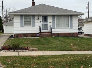 12601 Oakview Blvd, Garfield Heights, OH