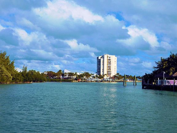 2nd image of 2000 Coco Plum Dr APT 905