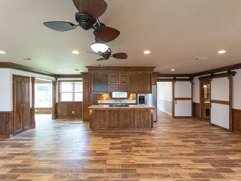 1803 Midwestern Pkwy — Photo 4