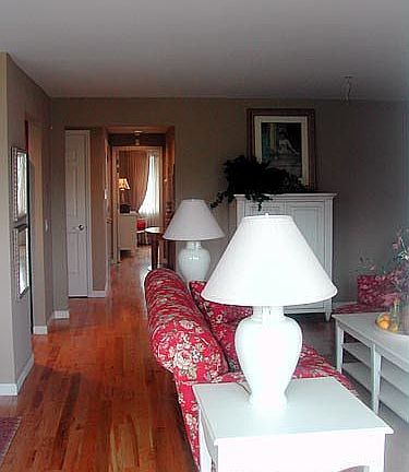 4th image of 9422 Magnolia Ct #2B