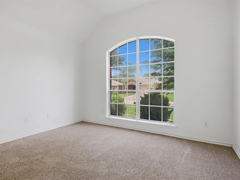 19319 Arbor Pines Ln — Photo 6